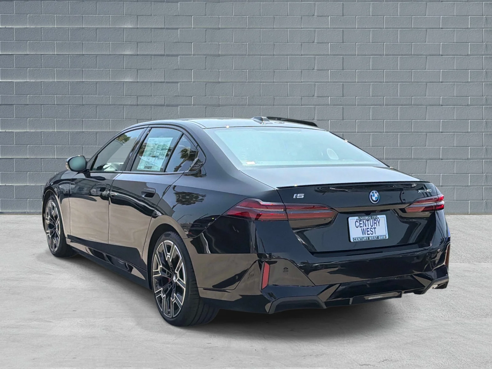 New 2026 BMW i5 xDrive40 in North Hollywood, CA | Near Los Angeles