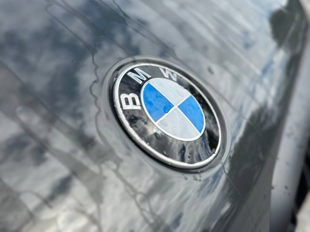 New 2027 Dravit Grey Metallic BMW M60i image 11