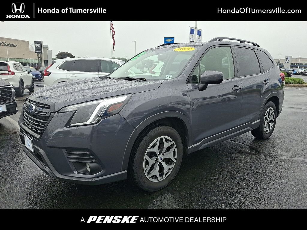 2022 Subaru Forester Premium's photo