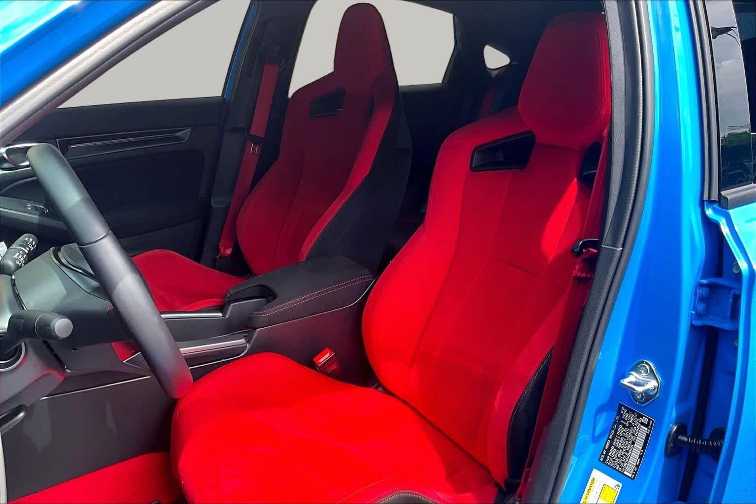 Used 2025 Boost Blue Pearl Honda  image 8