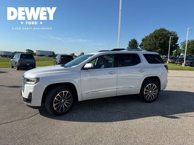 Used 2022 White Frost Tricoat GMC Denali image 6