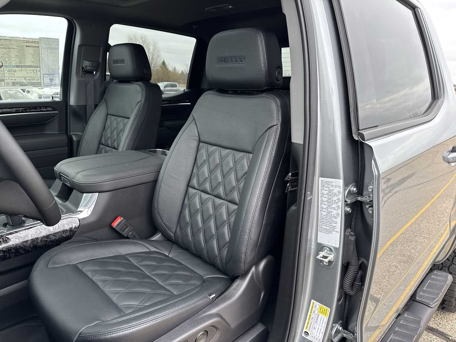 2025 GMC Sierra 1500 Elevation - Photo 12