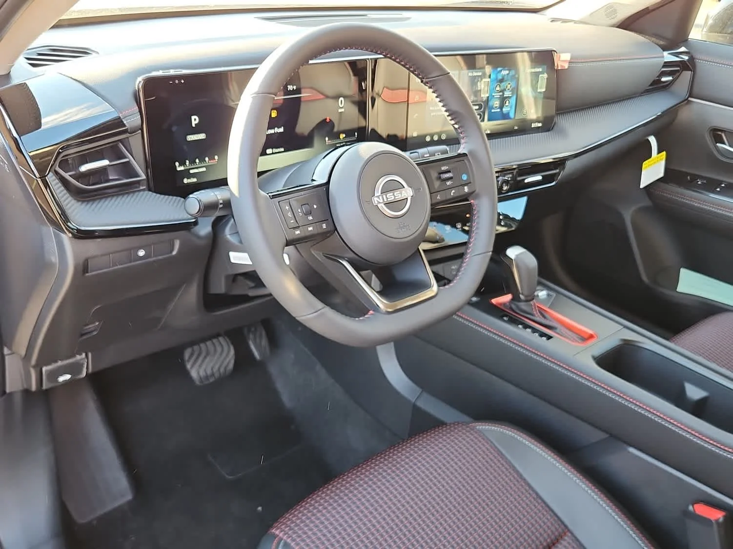 2026 Nissan KICKS SR AWD - Photo 11