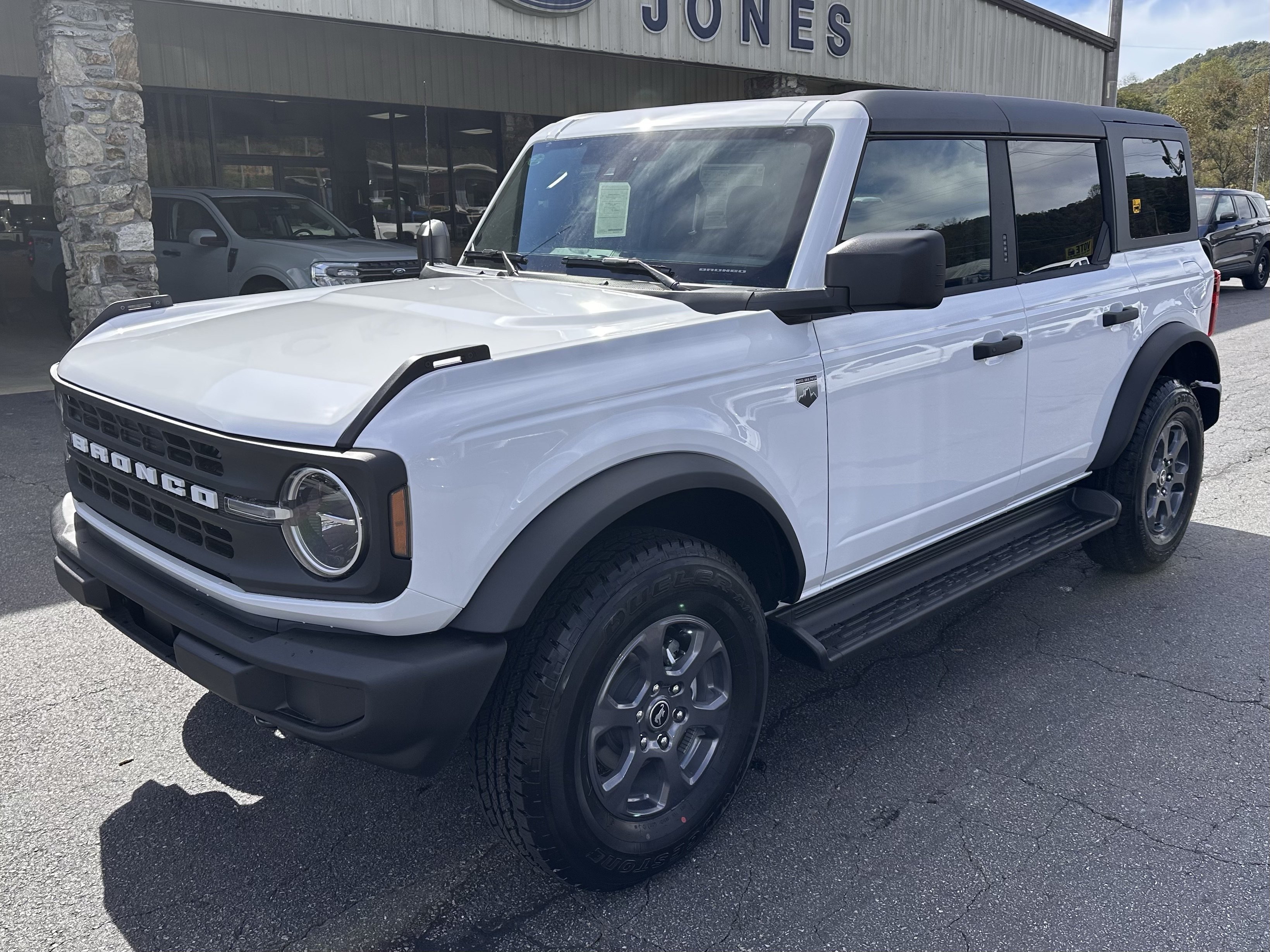 New 2026 Oxford White Ford Big Bend® image 2