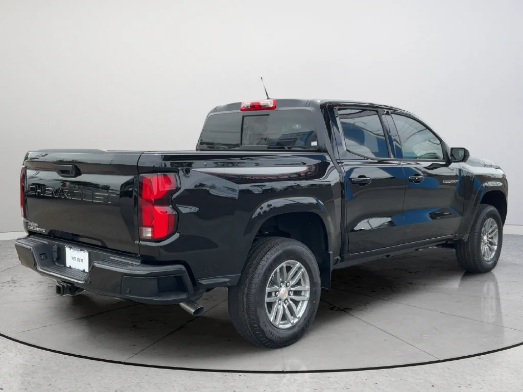 New 2026 Black Chevrolet LT image 5