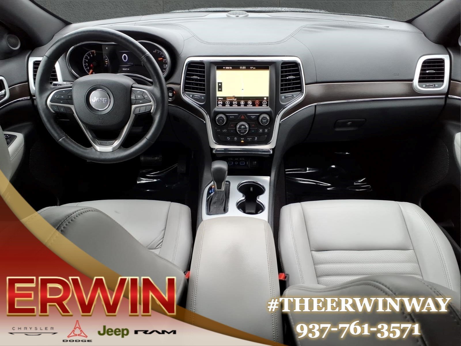 Used 2018 Velvet Red Pearl Coat Jeep Limited image 24