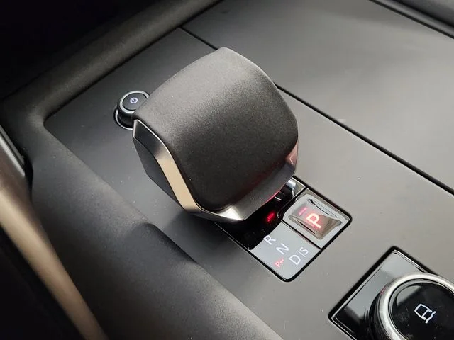2026 Land Rover Discovery Gemini Edition - Photo 19