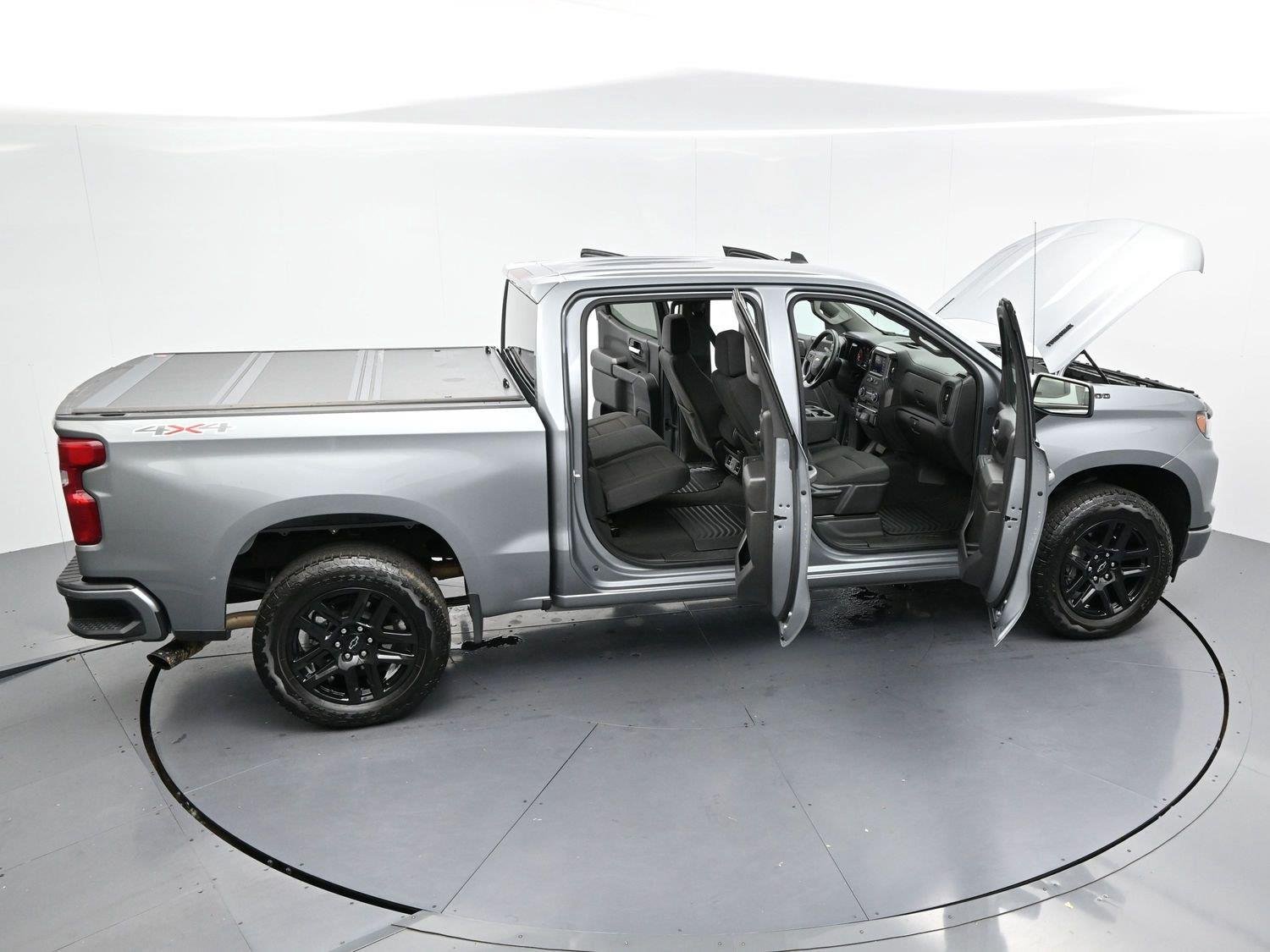 Used 2025 Sterling Gray Metallic Chevrolet Custom image 38