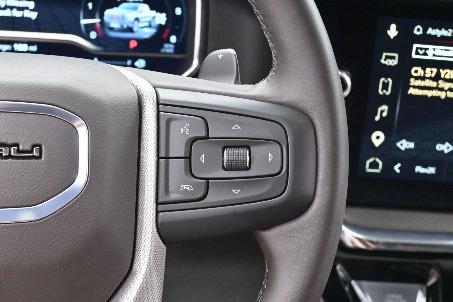 Used 2024 White Frost Tricoat GMC Denali image 18