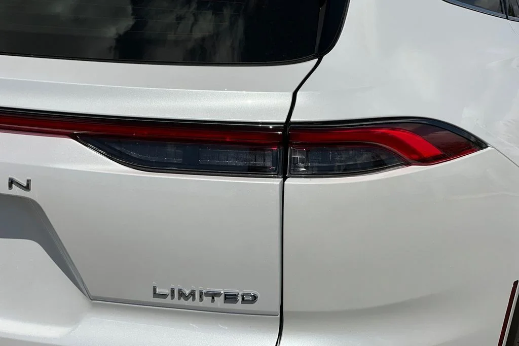 New 2026 Oxygen White Toyota Limited image 33