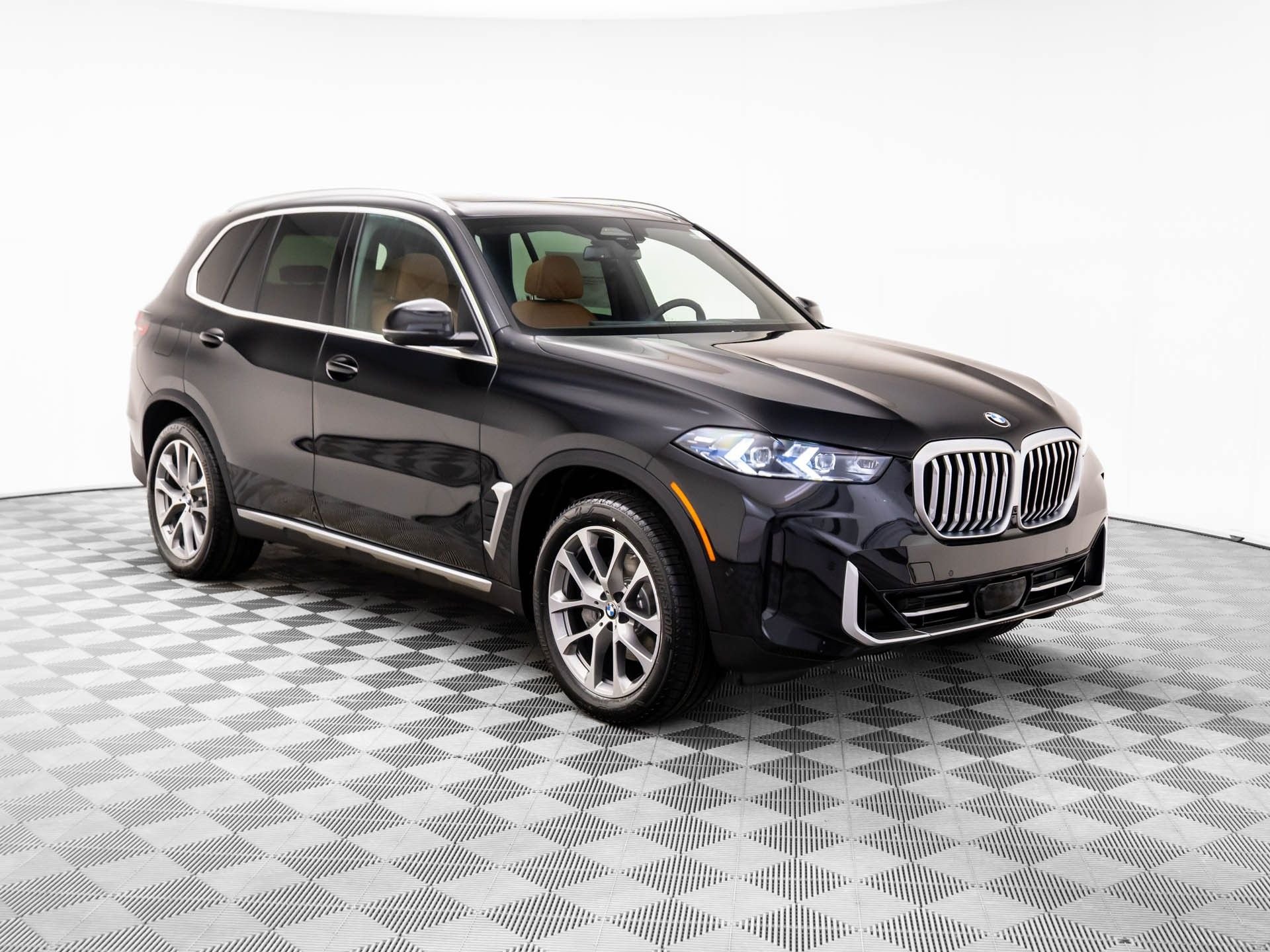 New 2026 Black Sapphire Metallic BMW xDrive40i image 9