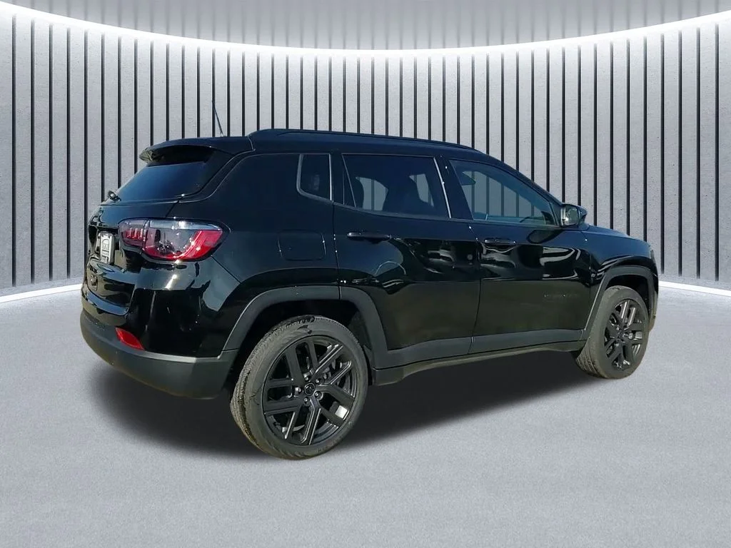 New 2026 Black Jeep Latitude image 7