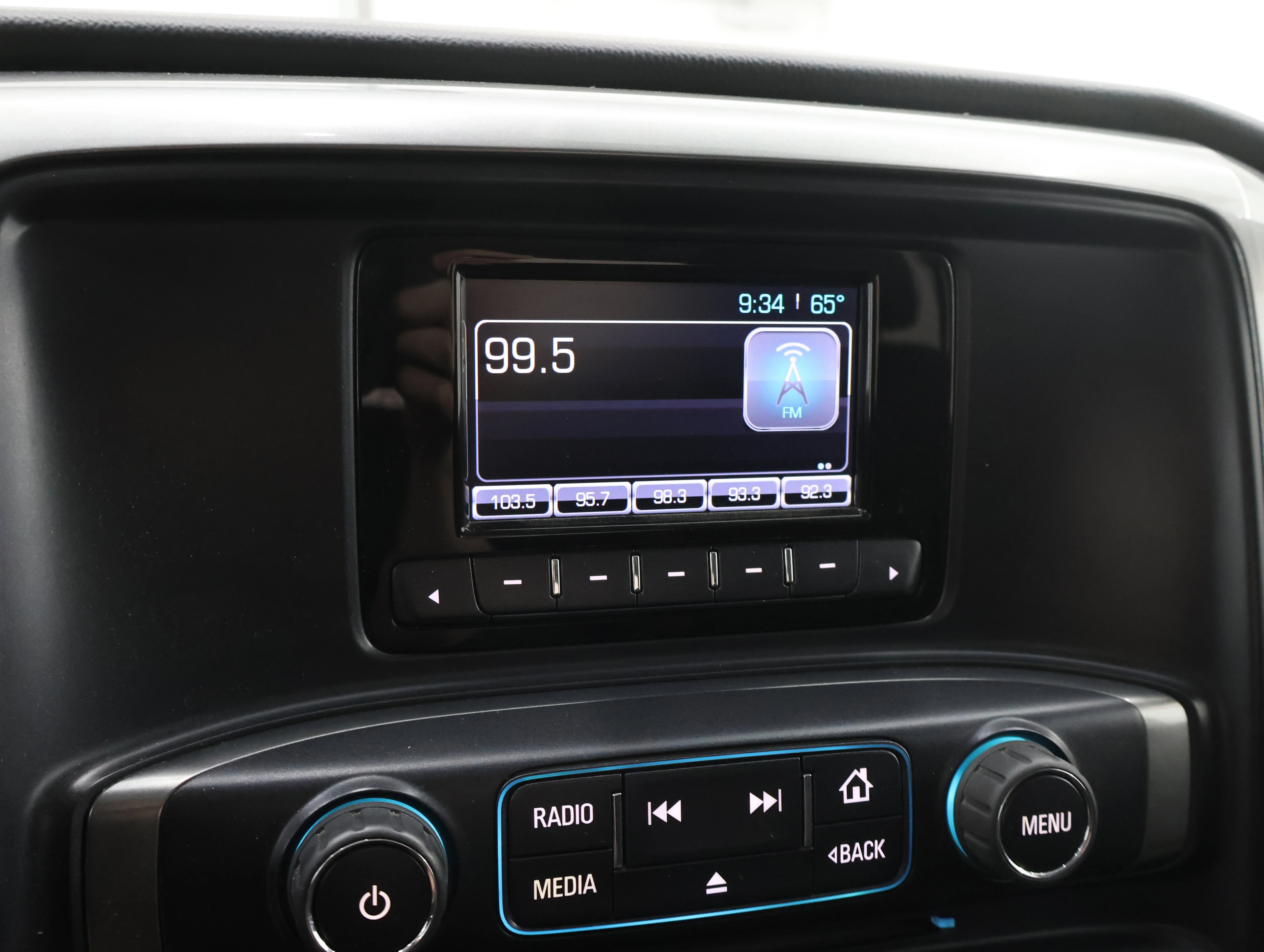Used 2015 Summit White Chevrolet LT image 11