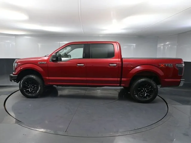 Used 2019 Red Ford XLT image 9