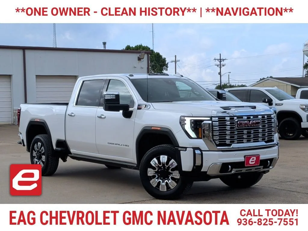 2024 GMC Sierra 4WD Crew Cab Standard Box Denali's photo