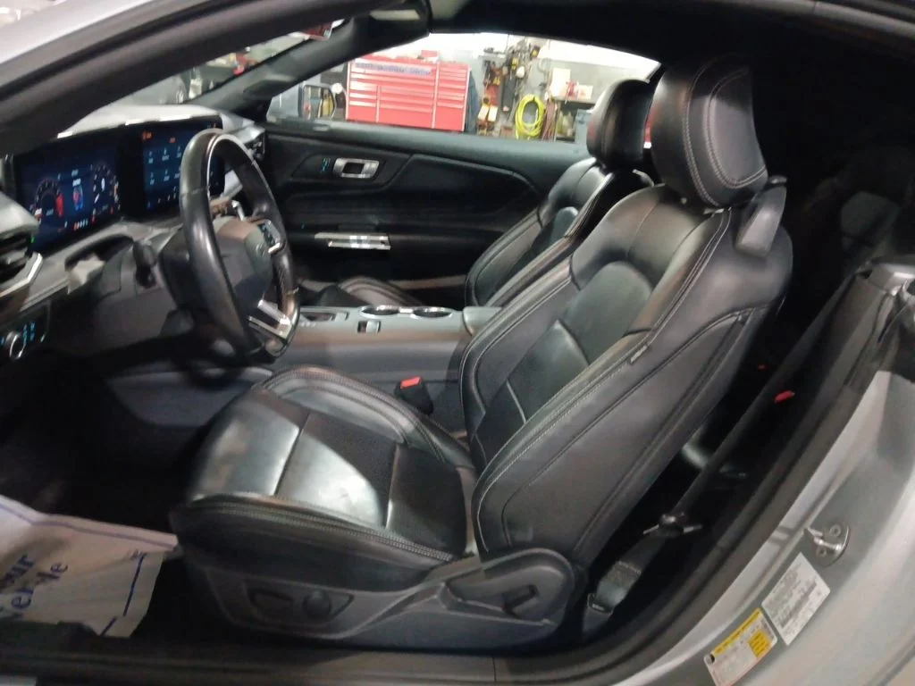 Used 2025 Iconic Silver Metallic Ford EcoBoost Premium image 28