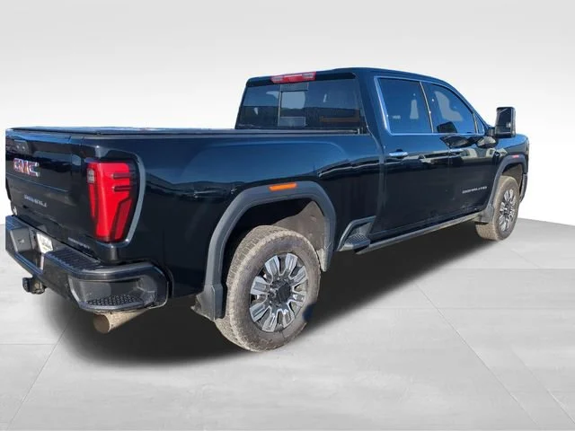Used 2024 Onyx Black GMC Denali image 6