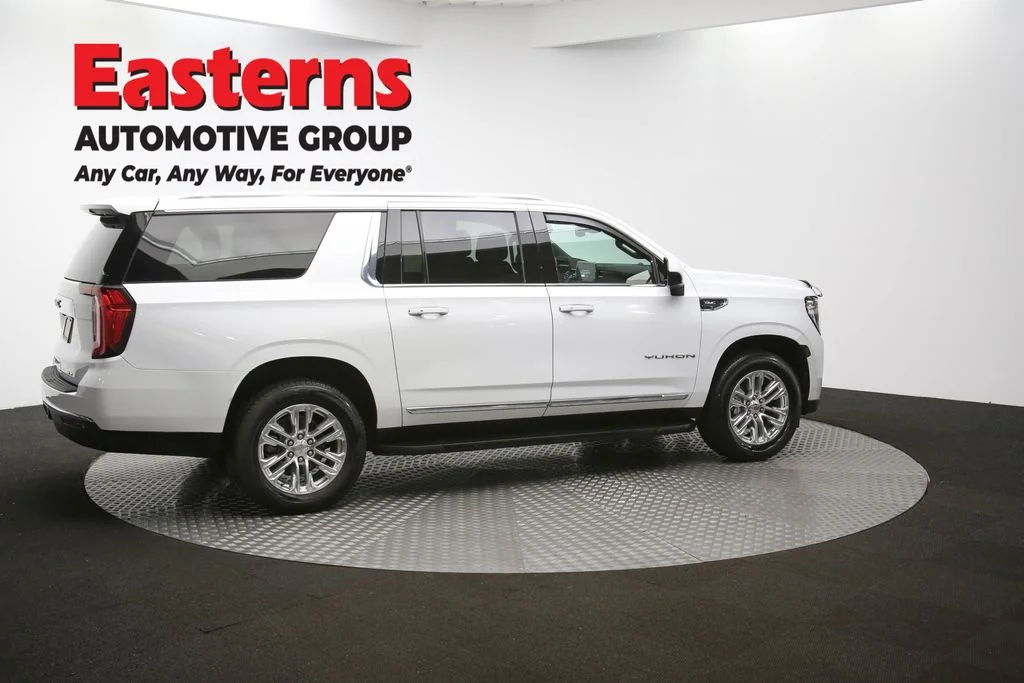 Used 2023 White GMC SLT image 47