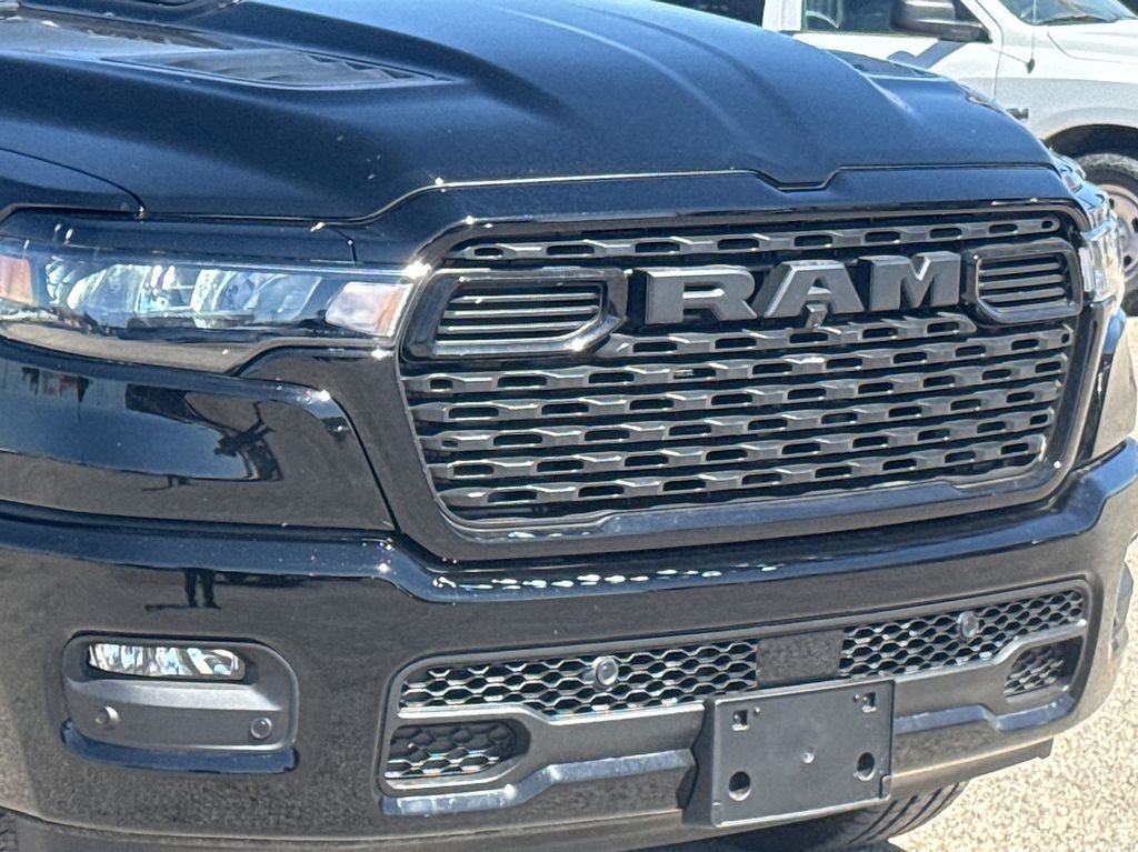 New 2026 Diamond Black Crystal Pearl-Coat Exterior Paint RAM  image 7