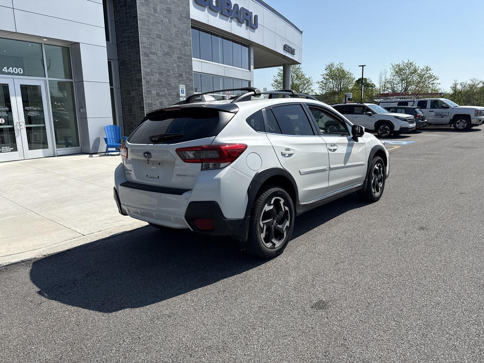 Used 2023 Crystal White Pearl Subaru Limited image 4