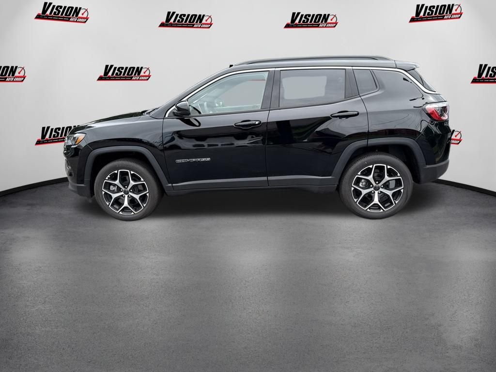 New 2026 Diamond Black Crystal Pearlcoat Jeep Limited image 8