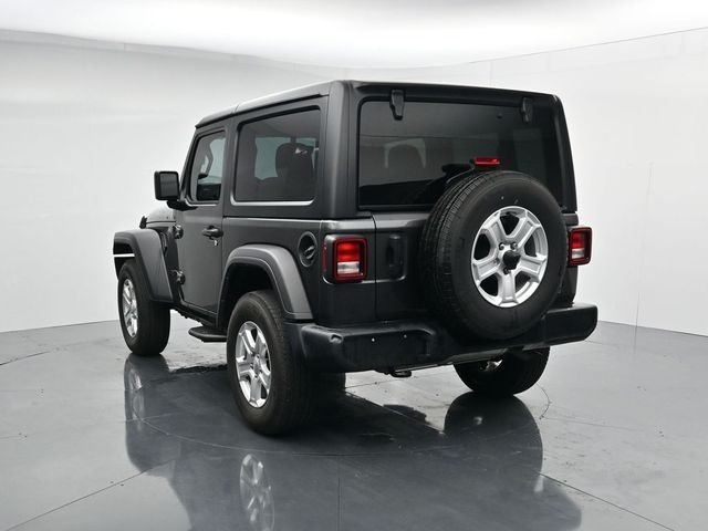 Used 2023 Gray Jeep Sport S image 5
