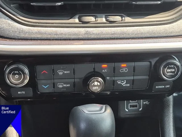 Used 2023 Gray Jeep Latitude image 25