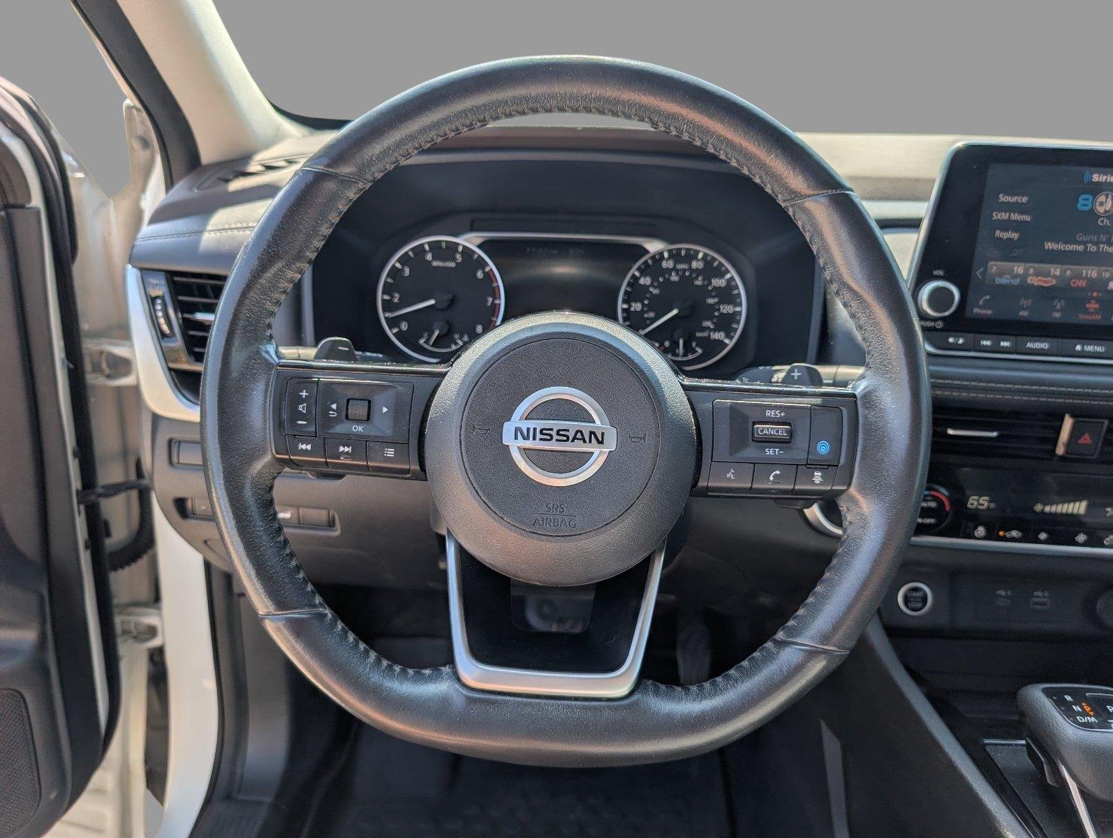 Used 2021 Pearl White Tricoat Nissan SV image 28