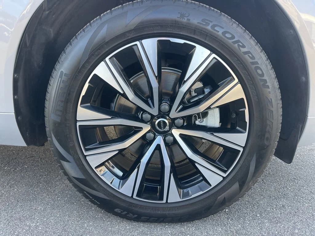 Used 2023 Gray Volvo Core image 33