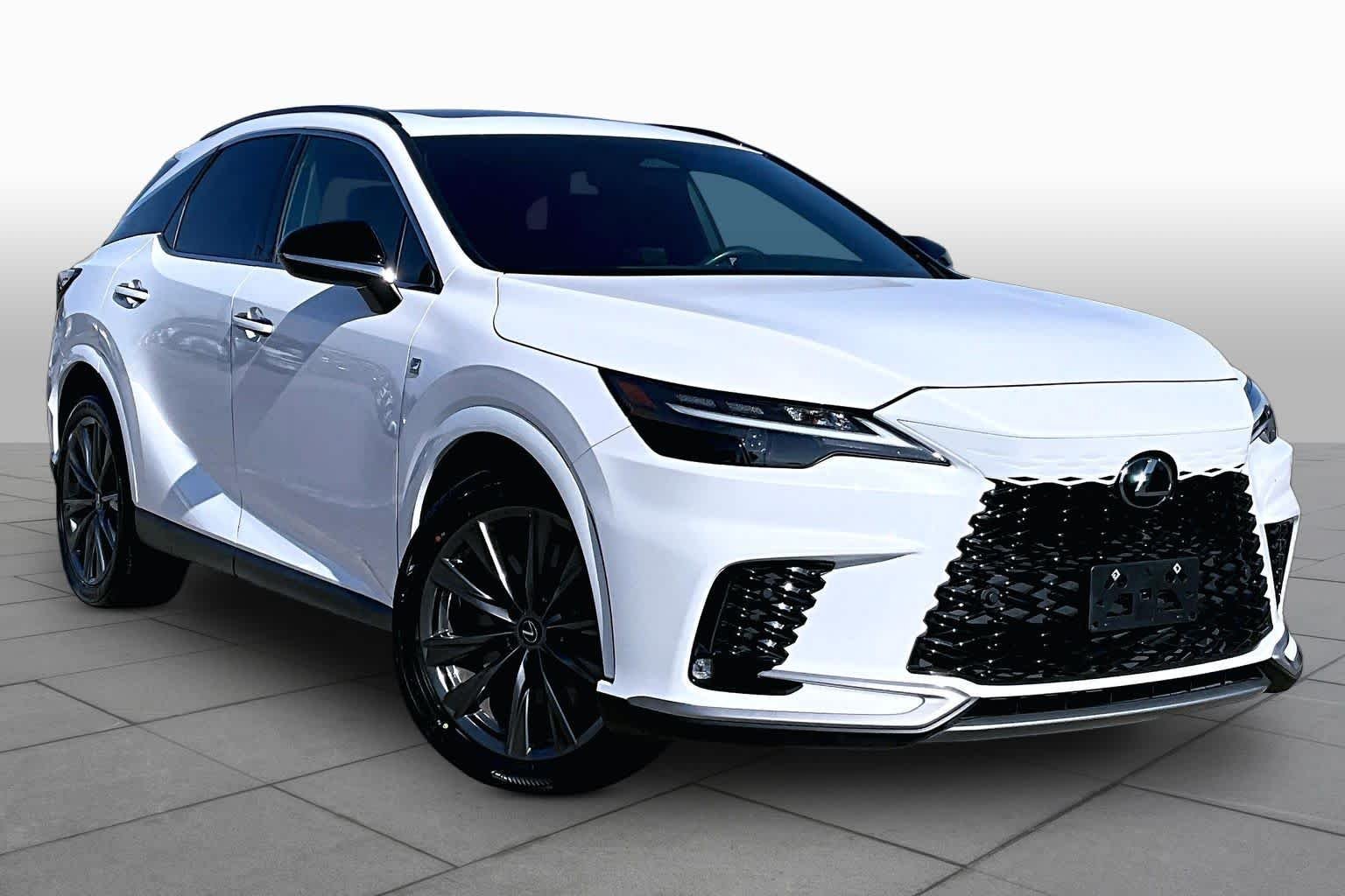 Used 2023 Ultra White Lexus F SPORT Handling image 3