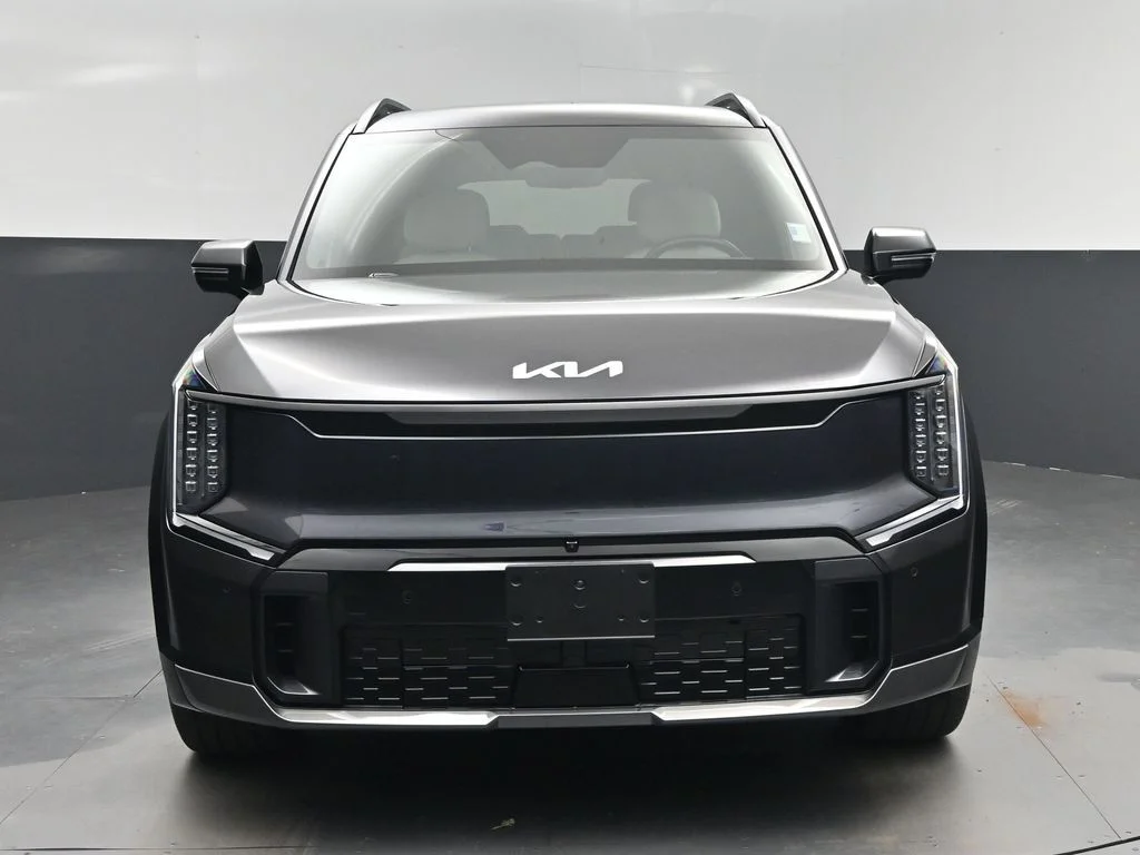 Certified Used 2024 Gray Kia GT-Line image 21