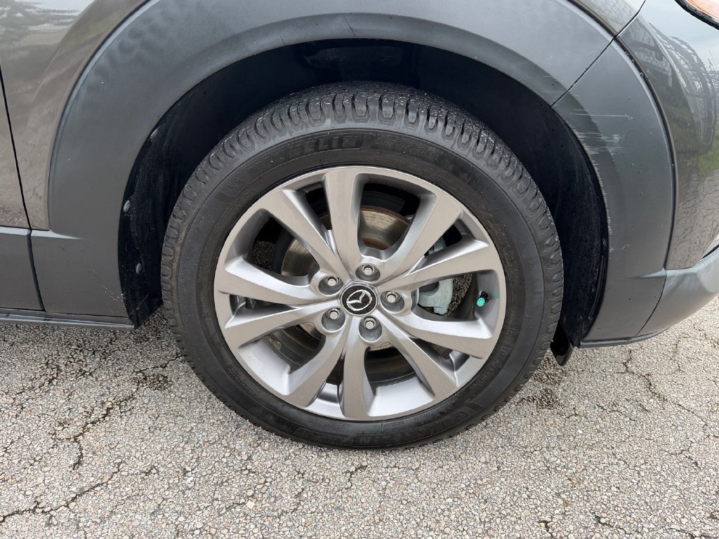 Used 2020 Gray Mazda Select image 20