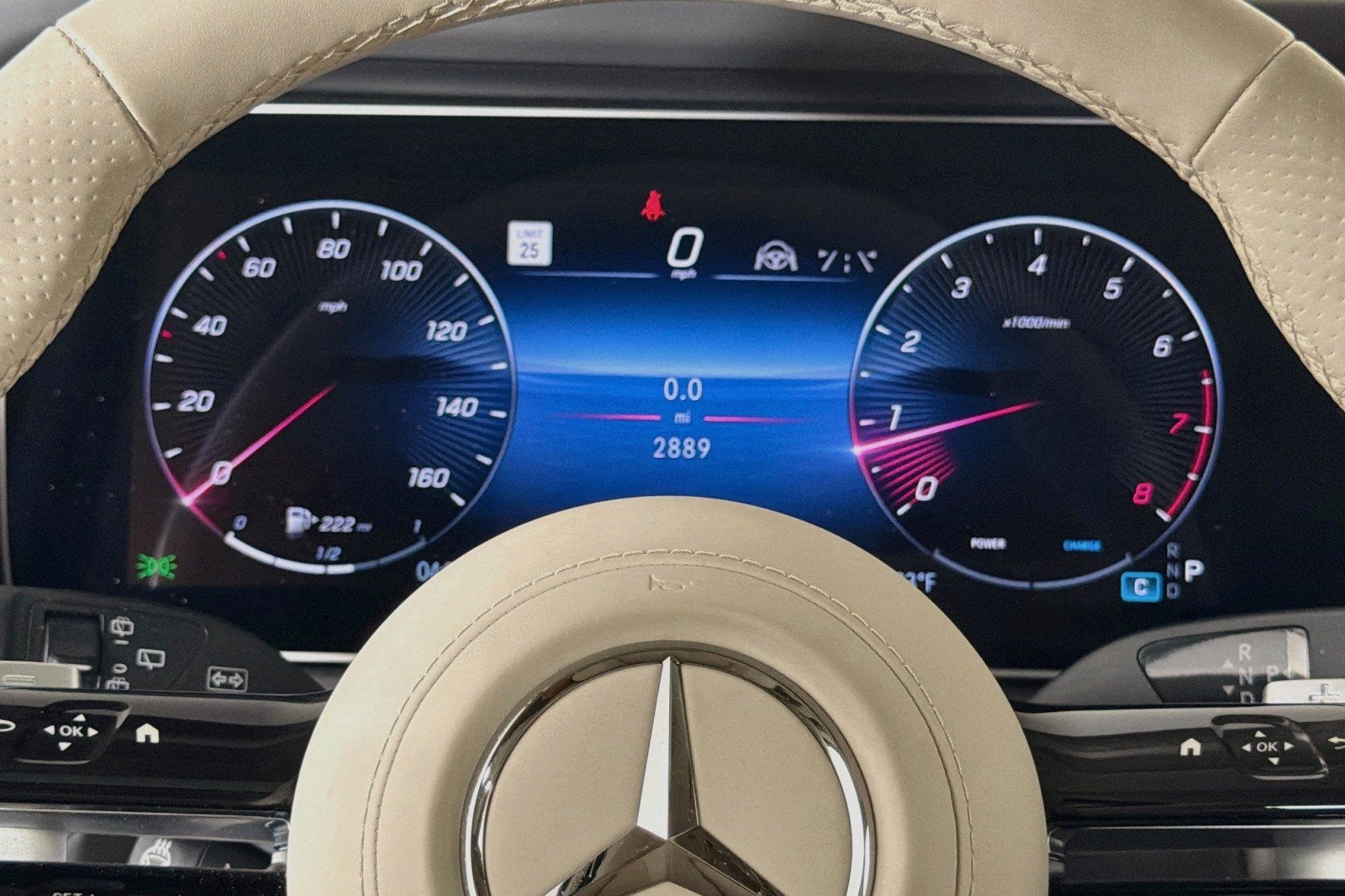 Certified Used 2025 MANUFAKTUR Olive Metallic Mercedes-Benz G 550 image 20