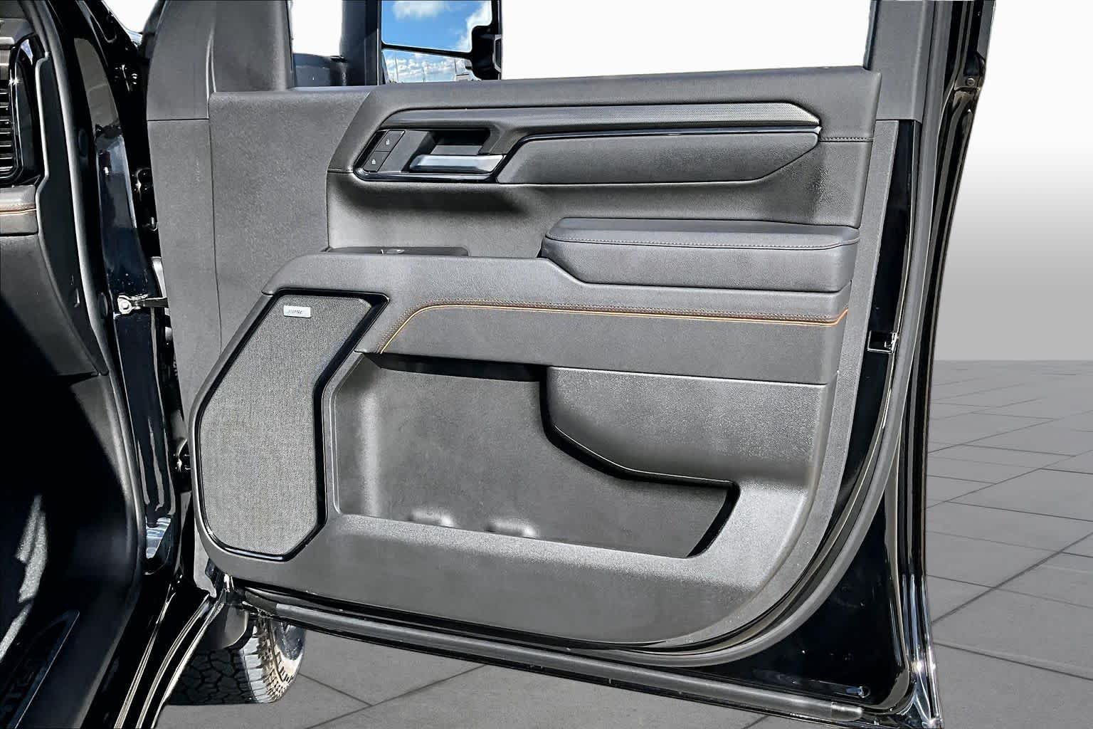 Used 2026 Onyx Black GMC AT4 image 26