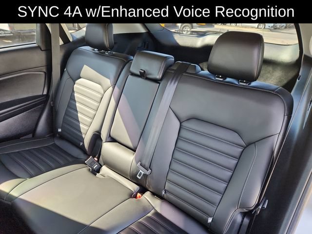 Used 2022 Silver Ford SEL image 29