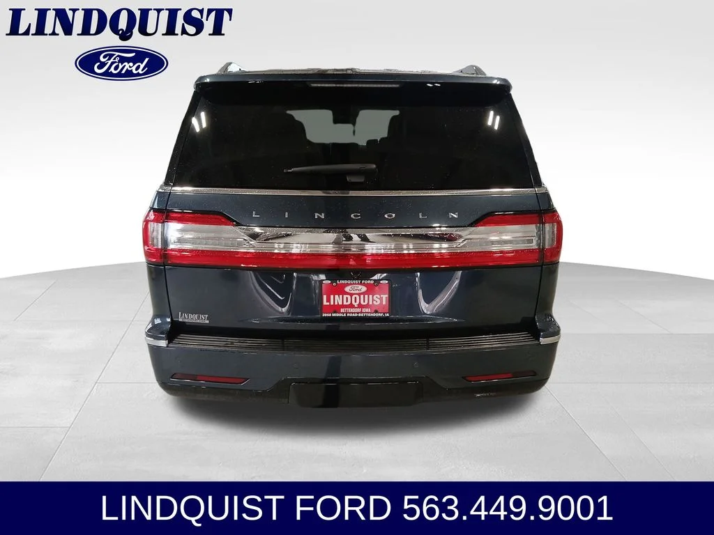 Used 2021 Blue Lincoln Reserve image 4