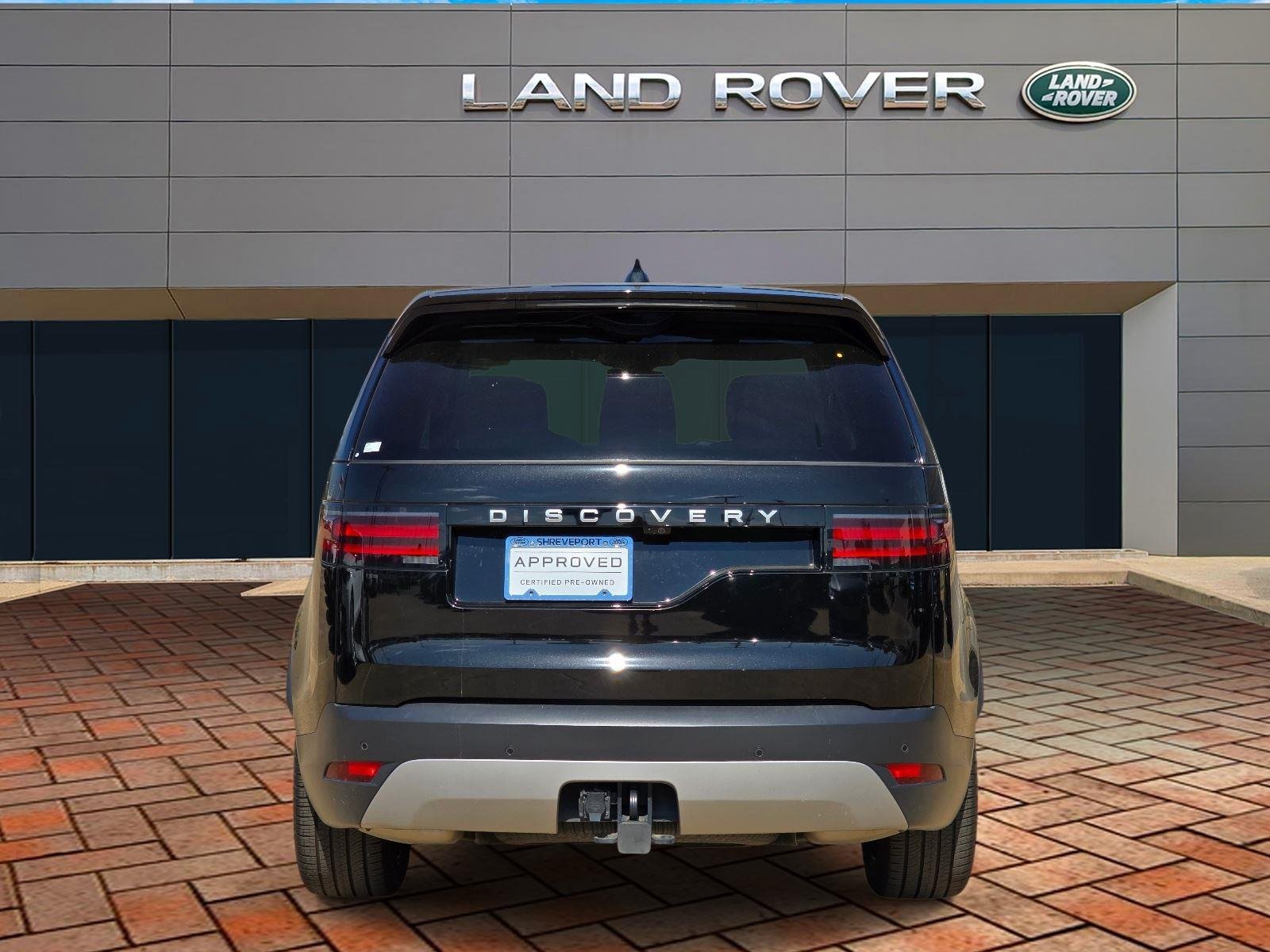 Used 2025 Santorini Black Metallic Land Rover S image 5