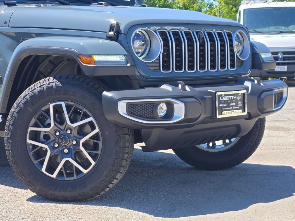 New 2026 Anvil Clear-Coat Exterior Paint Jeep Sahara image 5