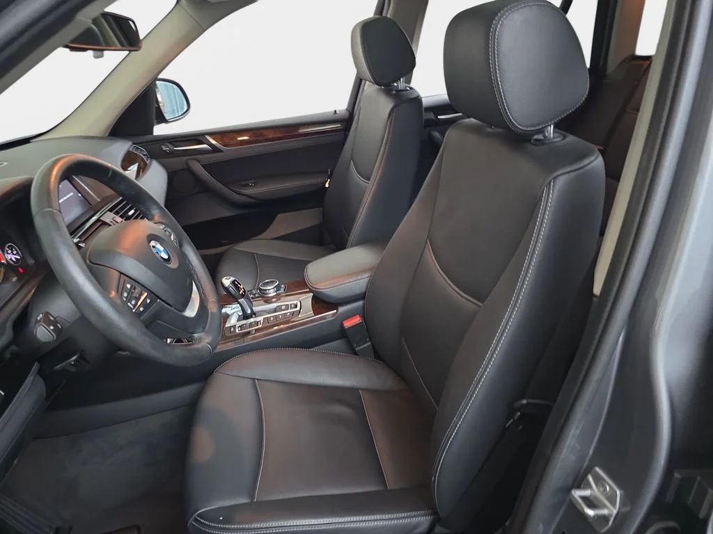 Used 2015 Space Gray Metallic BMW xDrive28d image 18