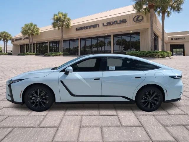 New 2026 Ultra White Lexus ES 350h PREMIUM image 7