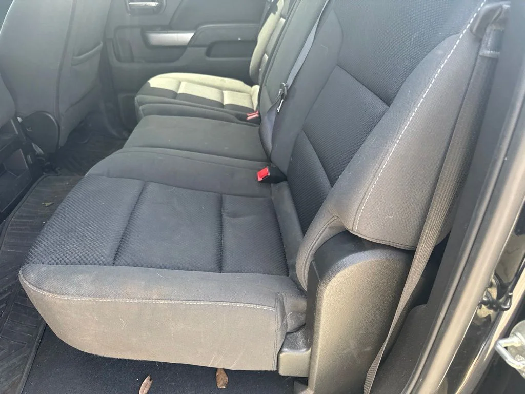 Used 2018 Black Chevrolet LT image 8