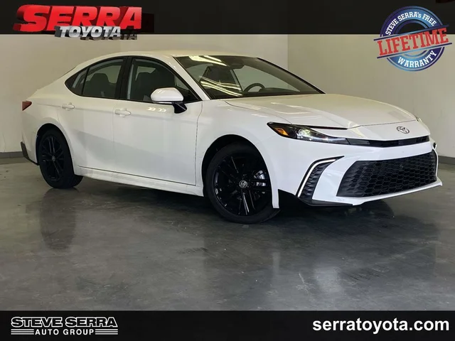 2026 Toyota Camry SE
