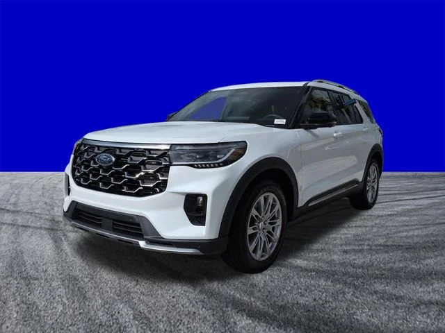 New 2026 Star White Metallic Tri-Coat Ford Platinum™ image 8