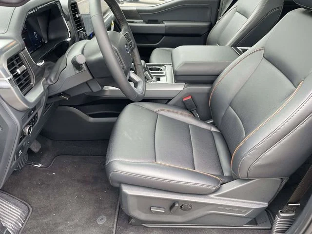 2026 Ford F-150 Lariat - Photo 8