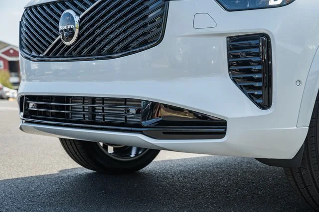 New 2026 Crystal White Volvo T8 Ultra image 14