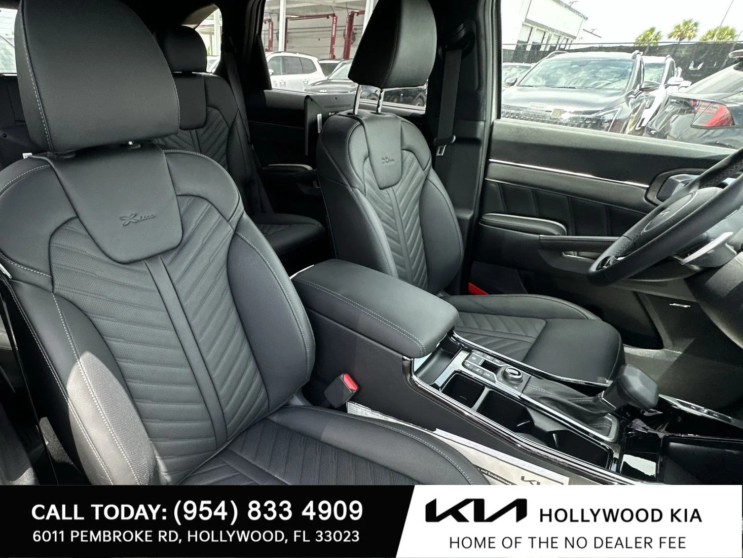New 2025 Wolf Gray Kia  image 28
