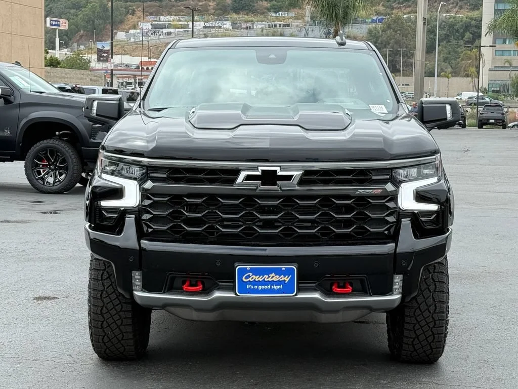 2026 Chevrolet Silverado 1500 ZR2 - Photo 3