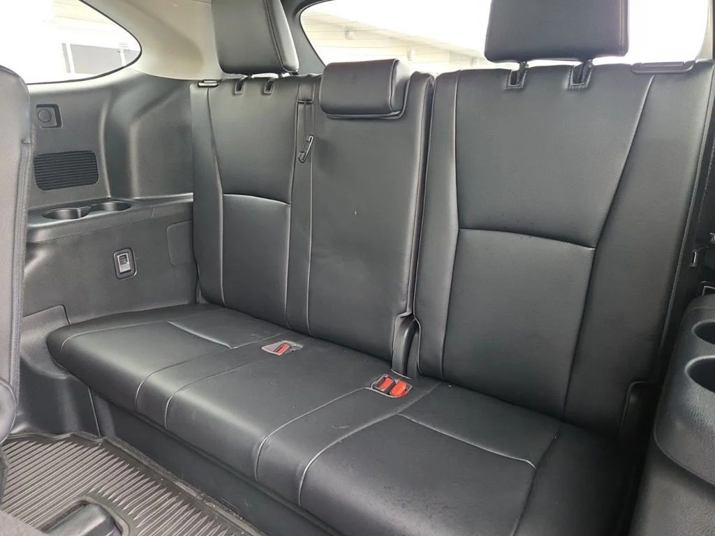 Used 2023 Gray Toyota XLE image 2