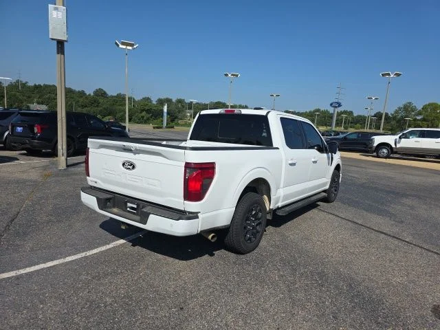 Used 2024 White Ford XLT image 3