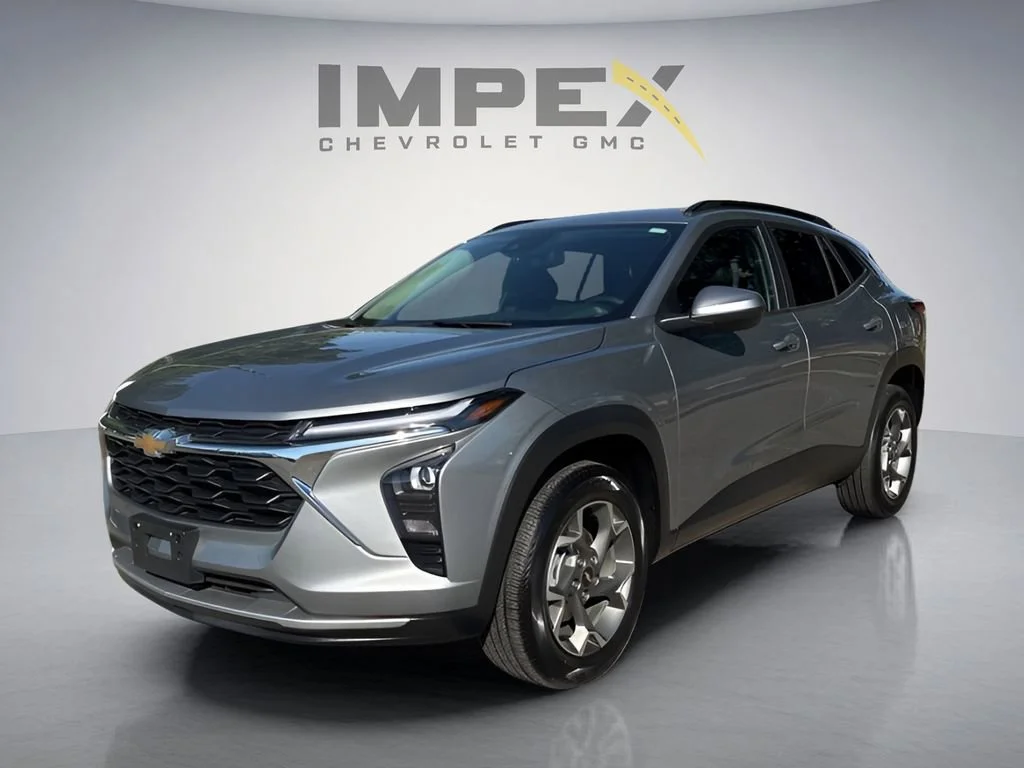 Used 2025 Sterling Gray Metallic Chevrolet LT image 1